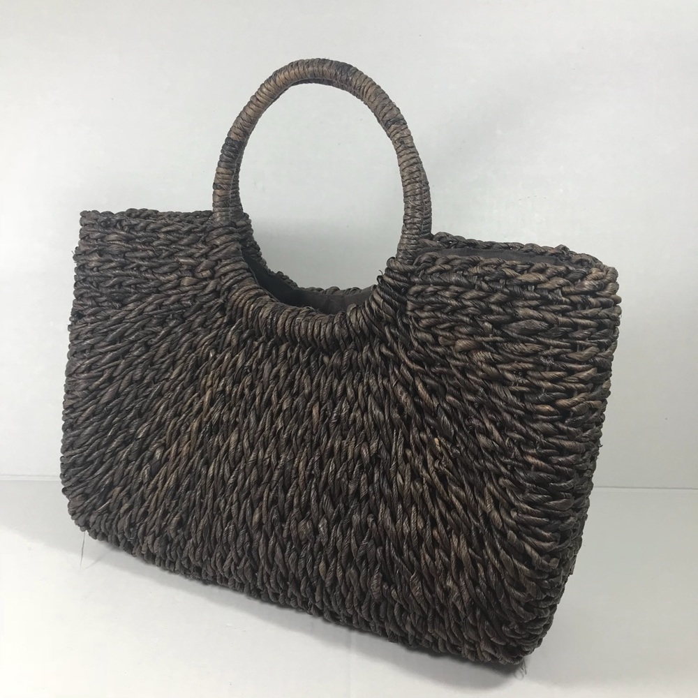 Brown straw summer tote bag
